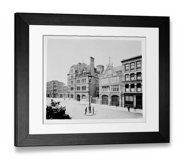 Framed Print : LCC-MFB Whitechapel fire station, E1 Framed Print : LCC-MFB Whitechapel fire station, E1