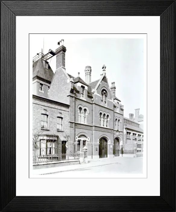 Framed Print : LCC-MFB, Rotherhithe fire station, SE London Framed Print : LCC-MFB, Rotherhithe fire station, SE London