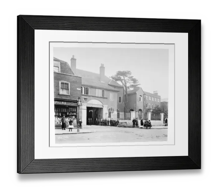 Framed Print : LCC-LFB Clapham fire station, Old Town SW4 Framed Print : LCC-LFB Clapham fire station, Old Town SW4