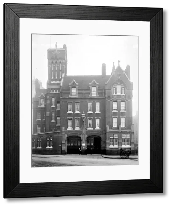 Framed Print : LCC-MFB Holborn fire station, London WC1 Framed Print : LCC-MFB Holborn fire station, London WC1