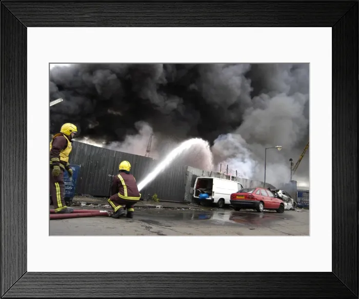 Framed Print : London Fire Brigade firefighters respond to a fire Framed Print : London Fire Brigade firefighters respond to a fire