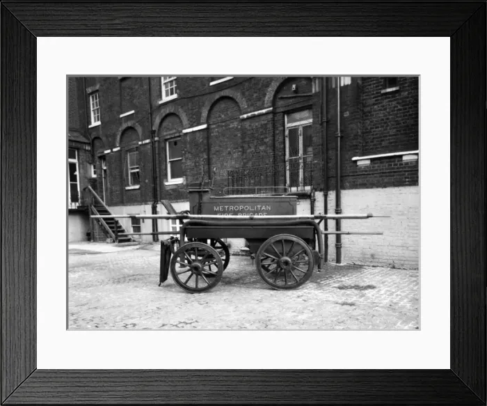 Framed Print : London Fire Brigade hose cart