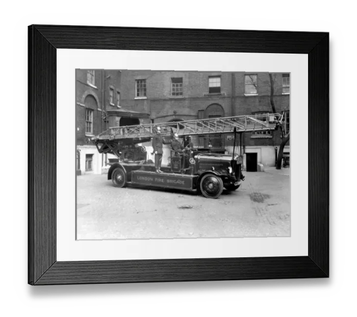 Framed Print : A turntable ladder vehicle of the London Fire Brigade Framed Print : A turntable ladder vehicle of the London Fire Brigade