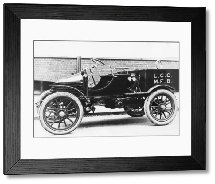Framed Print : Metropolitan Fire Brigade car Framed Print : Metropolitan Fire Brigade car