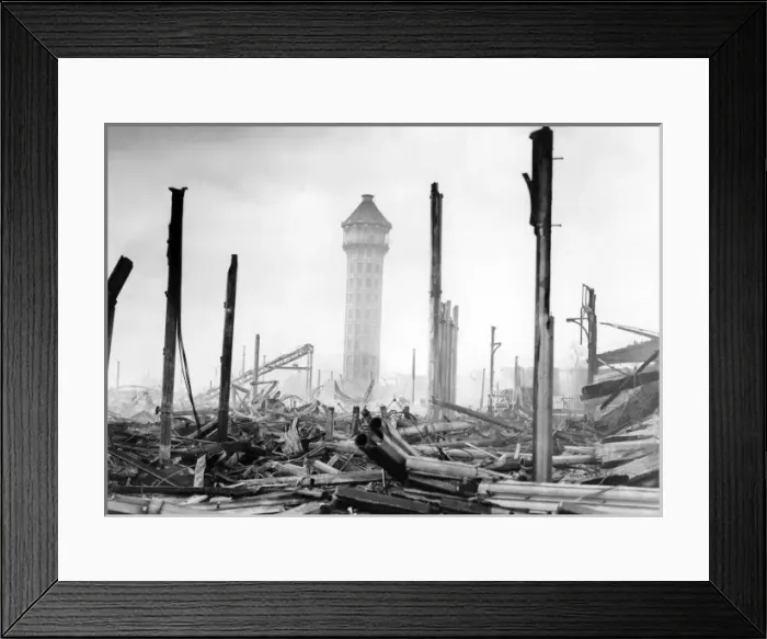 Framed Print : The smoking rubble of Crystal Palace, South London Framed Print : The smoking rubble of Crystal Palace, South London