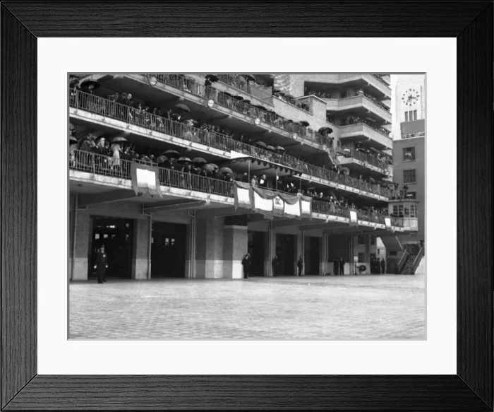 Framed Print : London Fire Brigade Headquarters Framed Print : London Fire Brigade Headquarters