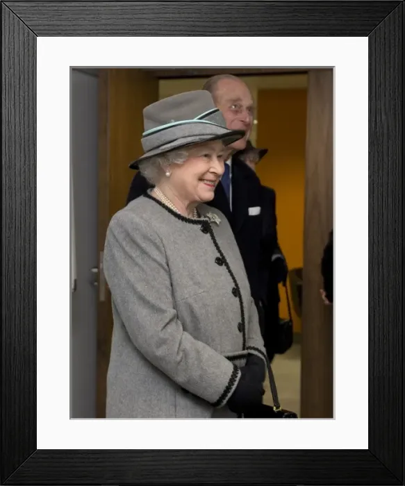 Framed Print : Queen Elizabeth II opening the new LFB Headquarters Framed Print : Queen Elizabeth II opening the new LFB Headquarters