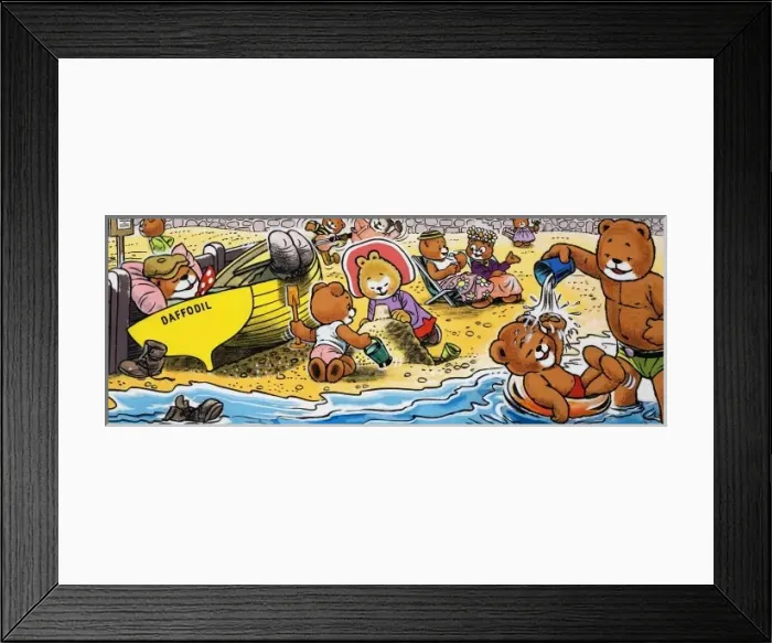 Framed Print : Teddy bears on the beach Framed Print : Teddy bears on the beach