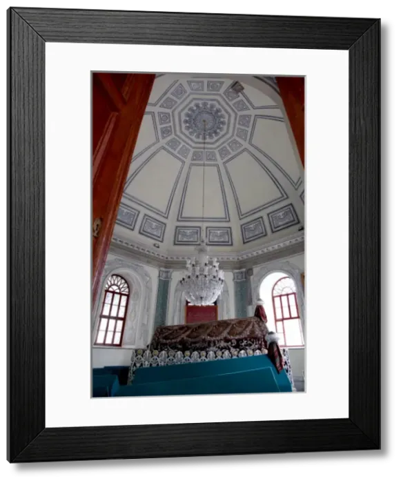 Framed Print : Inside of the Osman Gazi Tomb in Bursa, Turkey Framed Print : Inside of the Osman Gazi Tomb in Bursa, Turkey