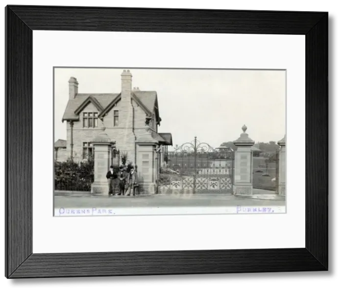 Framed Print : Queens Park, Burnley Framed Print : Queens Park, Burnley