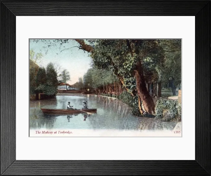 Framed Print : Tonbridge, the Medway Framed Print : Tonbridge, the Medway