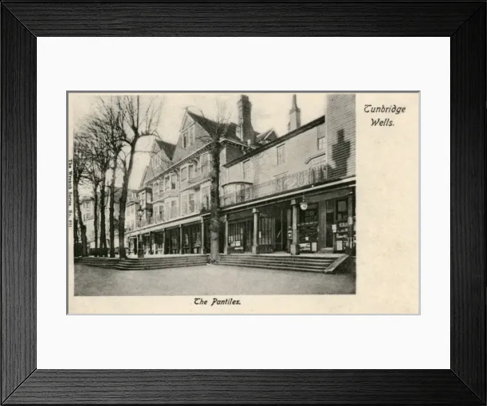Framed Print : Tunbridge Wells, Pantiles Framed Print : Tunbridge Wells, Pantiles