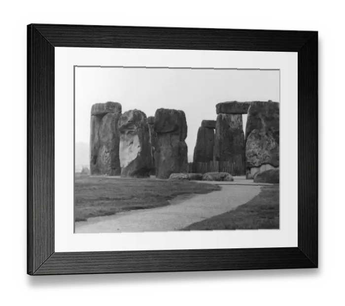 Framed Print : STONEHENGE Framed Print : STONEHENGE