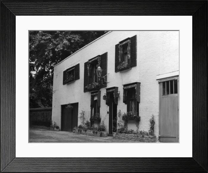 Framed Print : Albion Mews London Framed Print : Albion Mews London