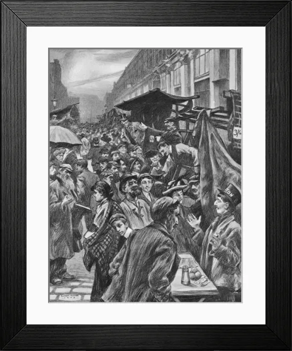 Framed Print : Petticoat Lane Market, London, 1903 Framed Print : Petticoat Lane Market, London, 1903