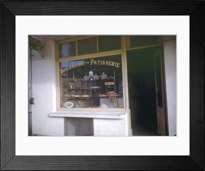 Framed Print : Bakery and patisserie on a French street Framed Print : Bakery and patisserie on a French street