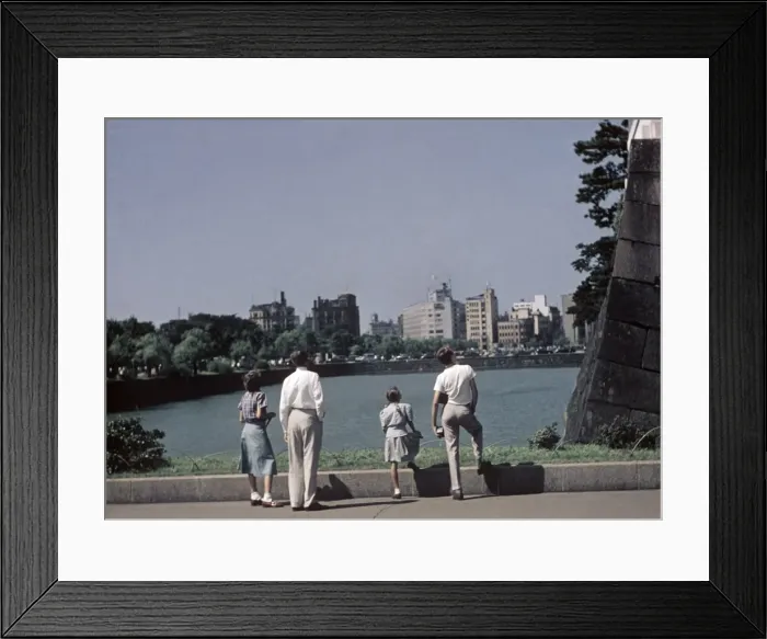Framed Print : Toyko Palace moat - Japan Framed Print : Toyko Palace moat - Japan