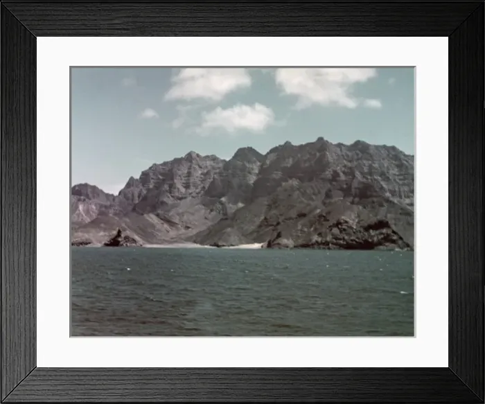 Framed Print : leaving Port of Aden - Aden Framed Print : leaving Port of Aden - Aden