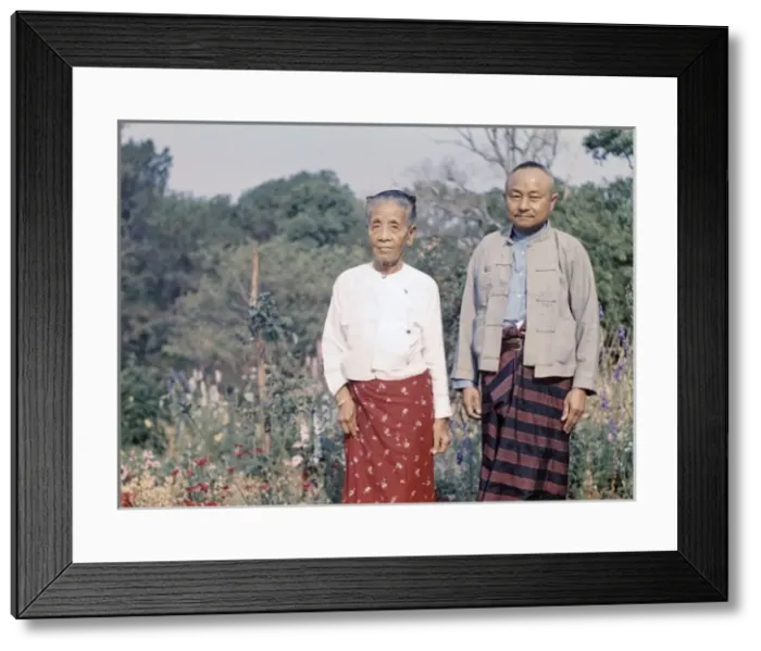 Framed Print : U Tin Pe and Daw Zun - Kalaw Framed Print : U Tin Pe and Daw Zun - Kalaw