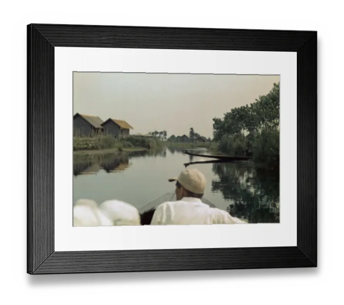 Framed Print : lake duggout boat - Inle Lake Framed Print : lake duggout boat - Inle Lake
