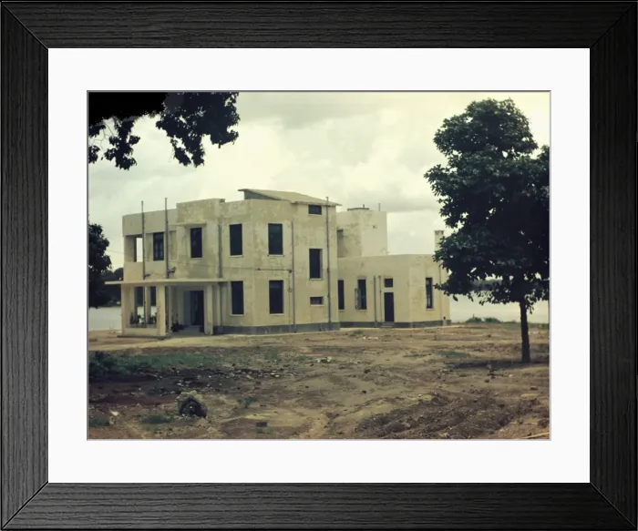 Framed Print : Inya Lake House - Rangoon Framed Print : Inya Lake House - Rangoon