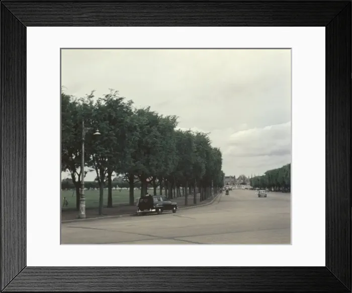 Framed Print : Bangkok Boulevard - Thailand Framed Print : Bangkok Boulevard - Thailand