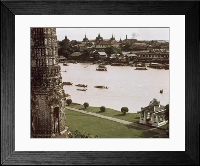 Framed Print : View over Chao Phraya River - Thailand Framed Print : View over Chao Phraya River - Thailand