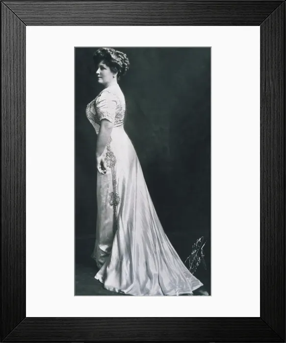 Framed Print : RUSSELL, Lillian (1861-1922) Framed Print : RUSSELL, Lillian (1861-1922)