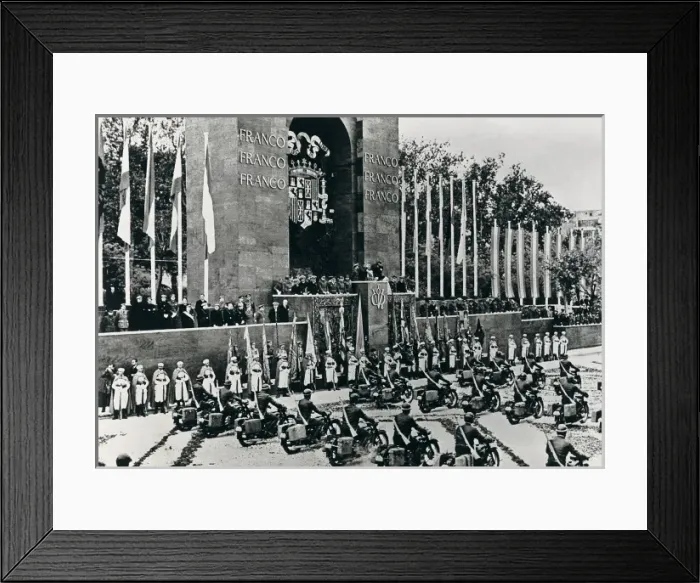 Framed Print : FRANCO BAHAMONDE, Francisco (1892-1975) Framed Print : FRANCO BAHAMONDE, Francisco (1892-1975)