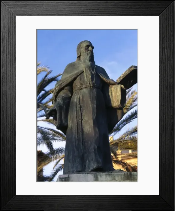 Framed Print : SPAIN. MALLORCA. Palma de Mallorca. Statue of Framed Print : SPAIN. MALLORCA. Palma de Mallorca. Statue of
