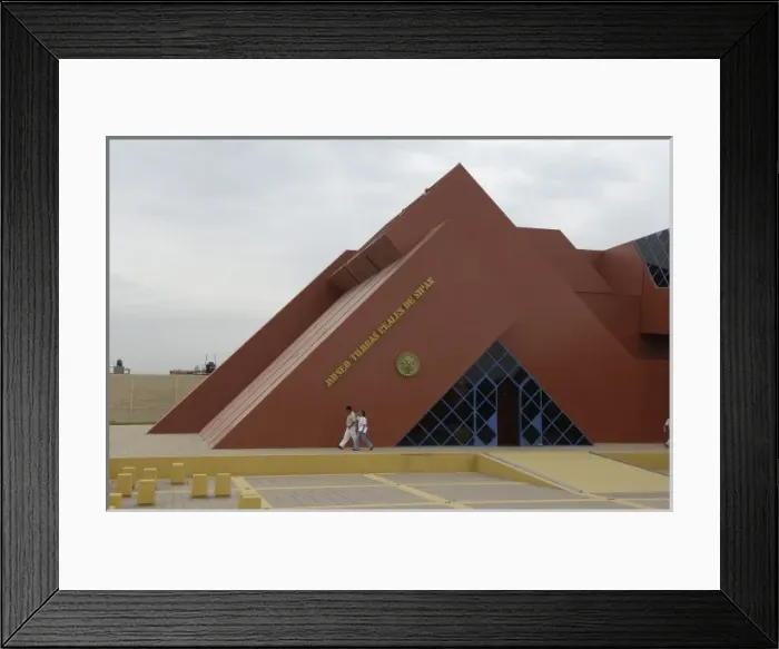 Framed Print : PERU. SipᮮRoyal Tombs of SipᮠMuseum Framed Print : PERU. SipᮮRoyal Tombs of SipᮠMuseum