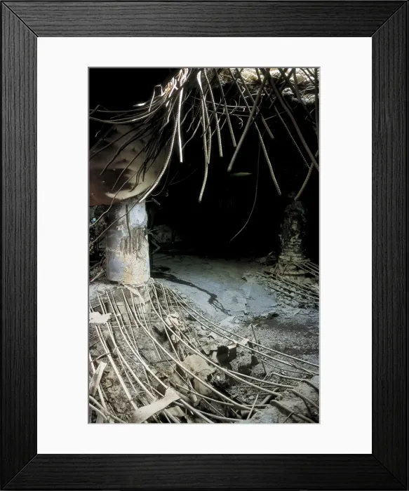 Framed Print : IRAQ. Bagdad. Bunker n. 25, used during the Gulf Framed Print : IRAQ. Bagdad. Bunker n. 25, used during the Gulf