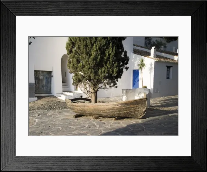Framed Print : SPAIN. CATALONIA. GERONA. Cadaqu鳮Boat Framed Print : SPAIN. CATALONIA. GERONA. Cadaqu鳮Boat
