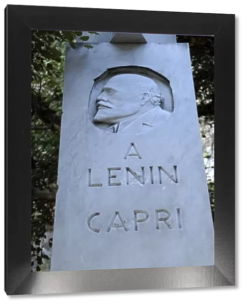 ITALY. Capri. Capri Island. Statue of Lenin in