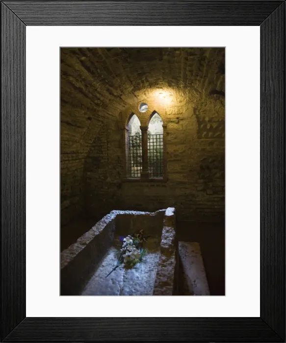 Framed Print : ITALY. Verona. Juliets tomb Framed Print : ITALY. Verona. Juliets tomb