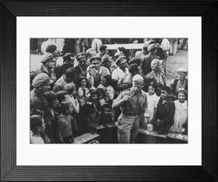 Framed Print : SPAIN. Barcelona. Guerra Civil Espa(1936-1939) Framed Print : SPAIN. Barcelona. Guerra Civil Espa(1936-1939)