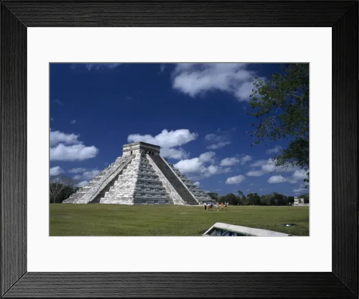 Framed Print : Kukul. s. XI-s. XII. MEXICO. YUCATN. Chich鮠Itzᮠ Framed Print : Kukul. s. XI-s. XII. MEXICO. YUCATN. Chich鮠Itzᮠ