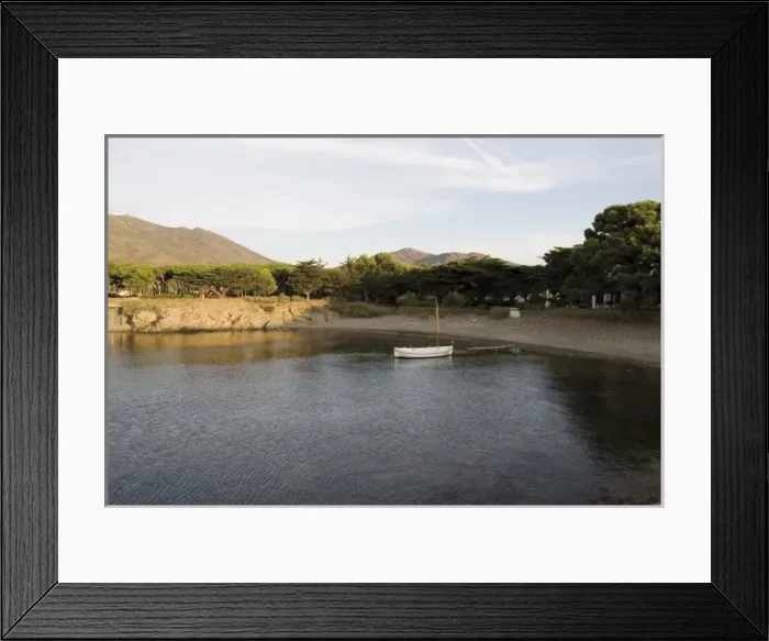 Framed Print : SPAIN. CATALONIA. GERONA. Cadaqu鳮Cove Framed Print : SPAIN. CATALONIA. GERONA. Cadaqu鳮Cove