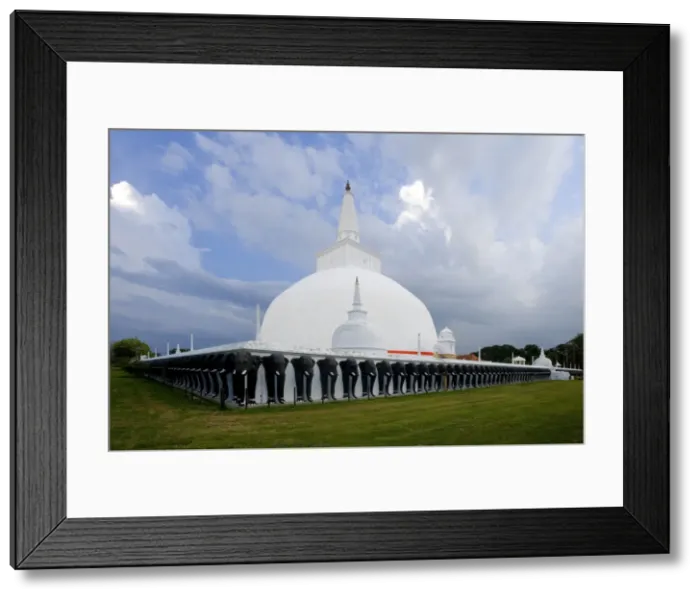 Framed Print : SRI LANKA. Anuradhapura. Ruvanveli Dagoba (161-137) Framed Print : SRI LANKA. Anuradhapura. Ruvanveli Dagoba (161-137)