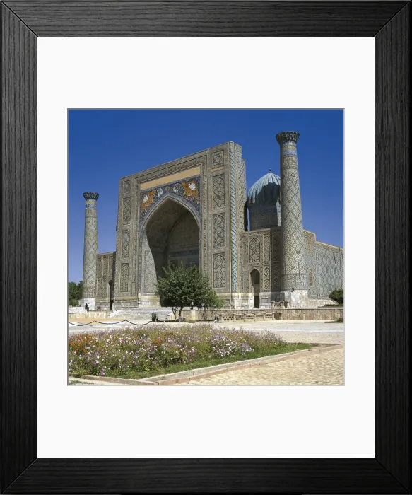 Framed Print : Shir Dor Madrasa. 1619-1636. UZBEKISTAN. Samarkand Framed Print : Shir Dor Madrasa. 1619-1636. UZBEKISTAN. Samarkand