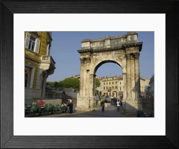 Framed Print : CROATIA. Pula. Triumphal Arch of the Sergi or Framed Print : CROATIA. Pula. Triumphal Arch of the Sergi or
