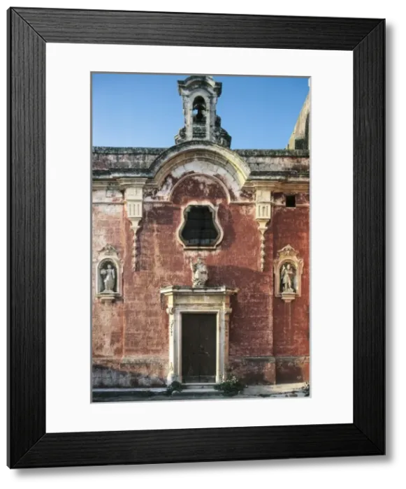 Framed Print : ITALY. PUGLIA. BARI. Monopoli. Fortified Palace Framed Print : ITALY. PUGLIA. BARI. Monopoli. Fortified Palace