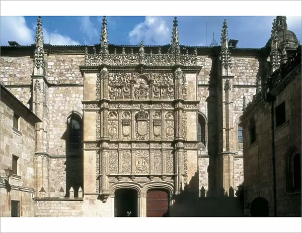 SPAIN. Salamanca. University of Salamanca. Facade
