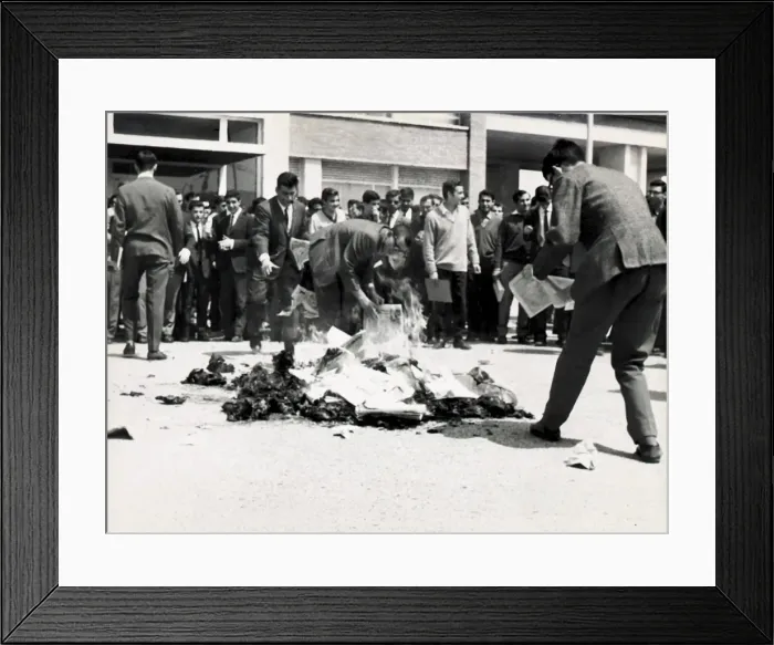 Framed Print : Madrid. Student demonstration (3rd May 1966) Framed Print : Madrid. Student demonstration (3rd May 1966)