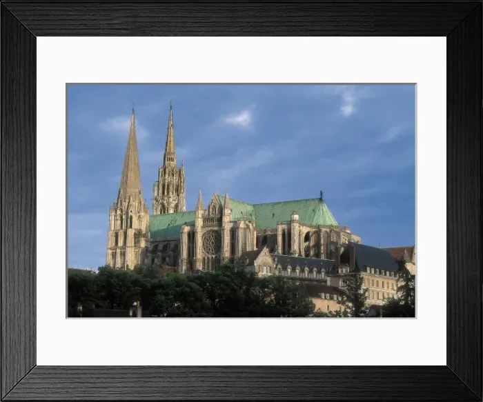 Framed Print : Notre-Dame Cathedral of Chartres. 1194-1290 Framed Print : Notre-Dame Cathedral of Chartres. 1194-1290