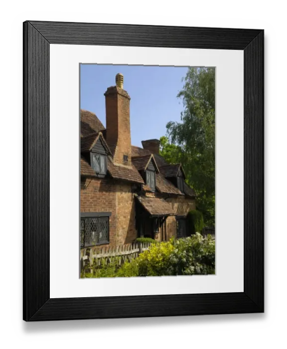 Framed Print : UNITED KINGDOM. ENGLAND. Stratford-Upon-Avon Framed Print : UNITED KINGDOM. ENGLAND. Stratford-Upon-Avon