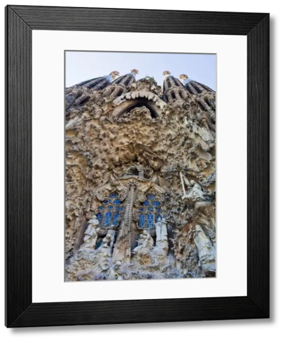 Framed Print : SPAIN. Barcelona. Expiatory Church of the Holy Framed Print : SPAIN. Barcelona. Expiatory Church of the Holy