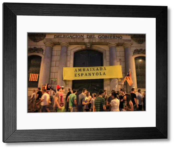 Framed Print : SPAIN. Barcelona. National Day of Catalonia ( Diada ) Framed Print : SPAIN. Barcelona. National Day of Catalonia ( Diada )