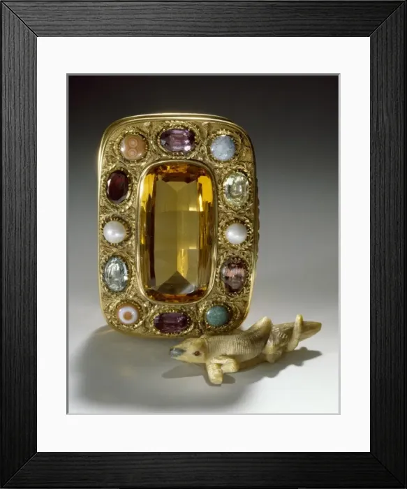 Framed Print : Quartz box and carved lizard Framed Print : Quartz box and carved lizard