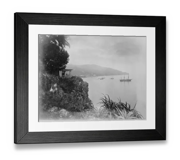 Framed Print : Harbour with Challenger Framed Print : Harbour with Challenger